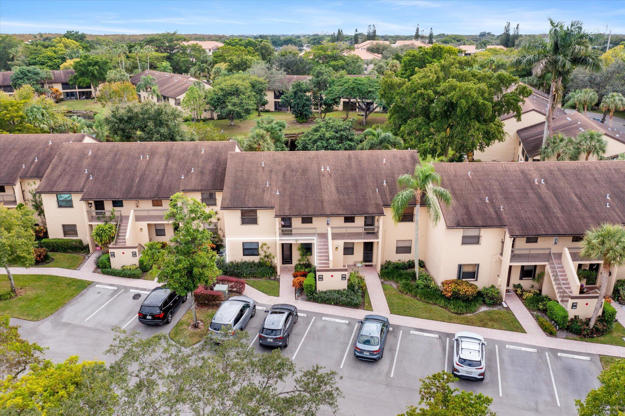 3233 Carambola Circle S 23117