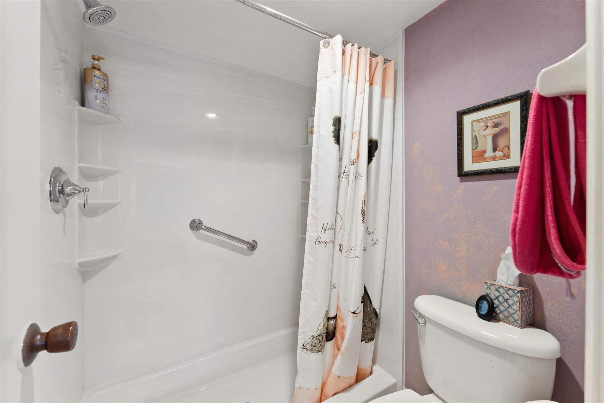 3233 Carambola Circle S 23117
