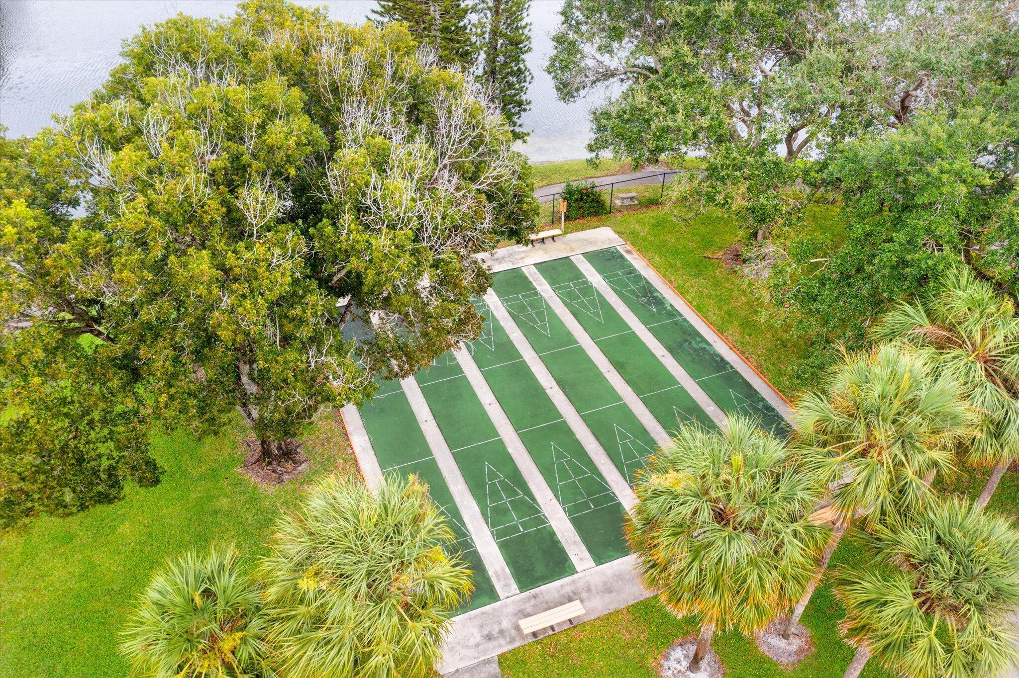 3233 Carambola Circle S 23117