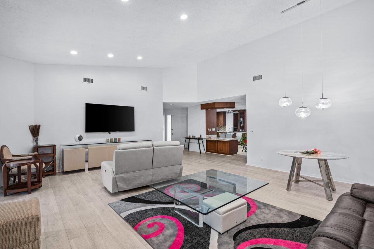 10607 Ladypalm Lane Bb