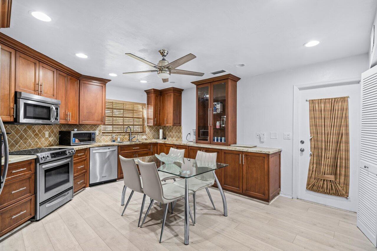 10607 Ladypalm Lane Bb