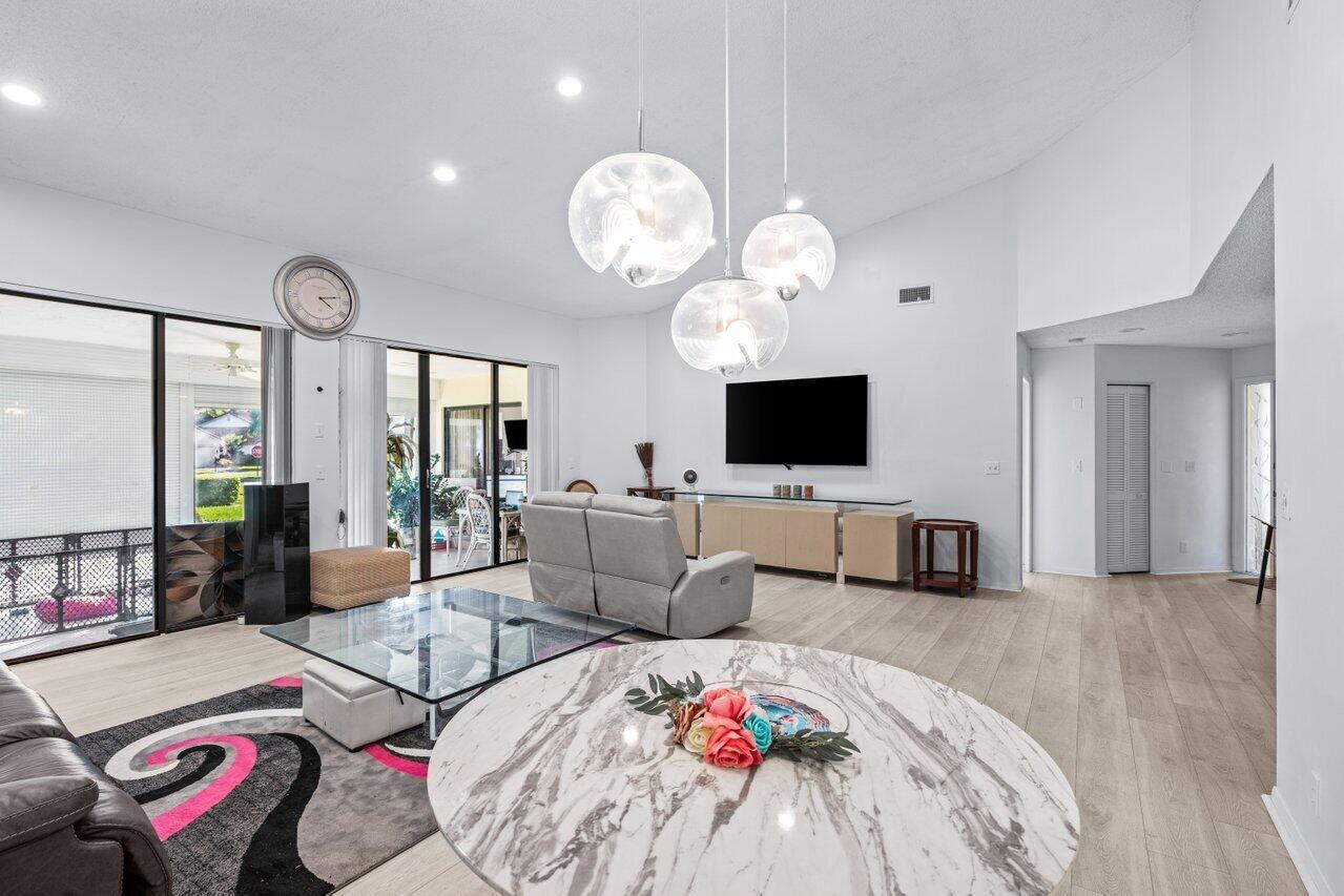 10607 Ladypalm Lane Bb