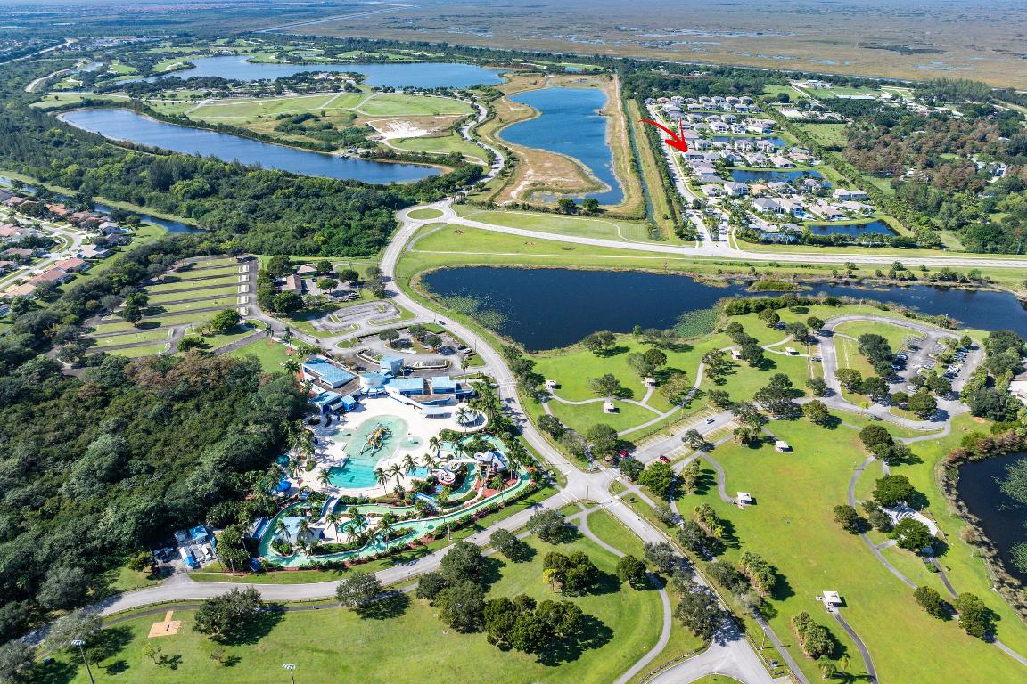 19894 Meadowside Lane