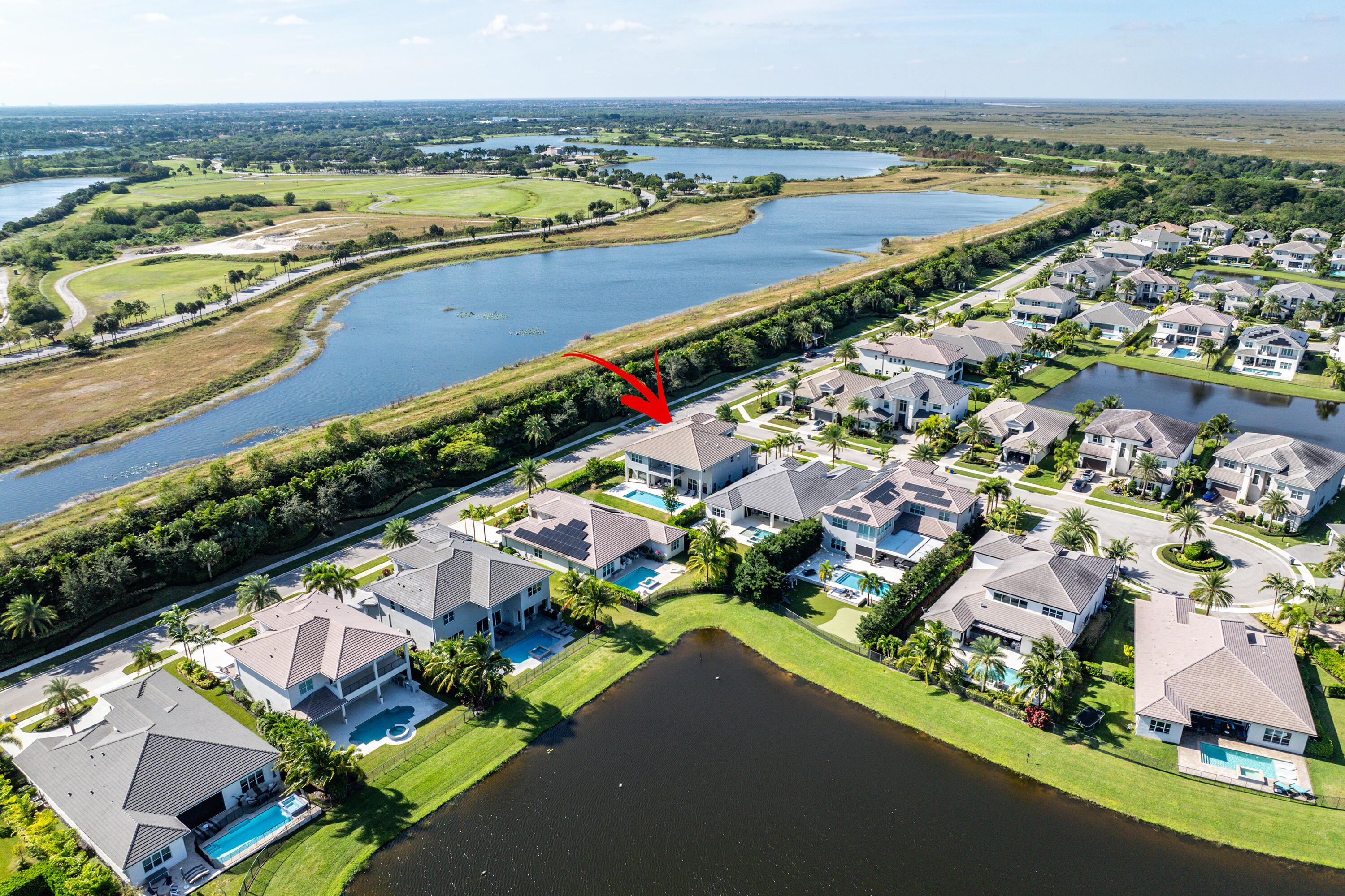 19894 Meadowside Lane