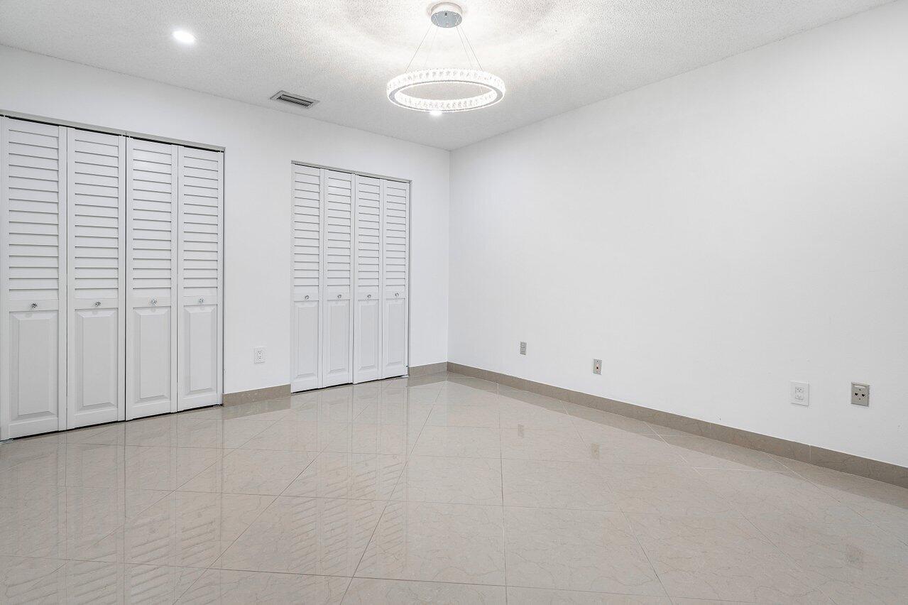 8171 Ambach Way, Hypoluxo