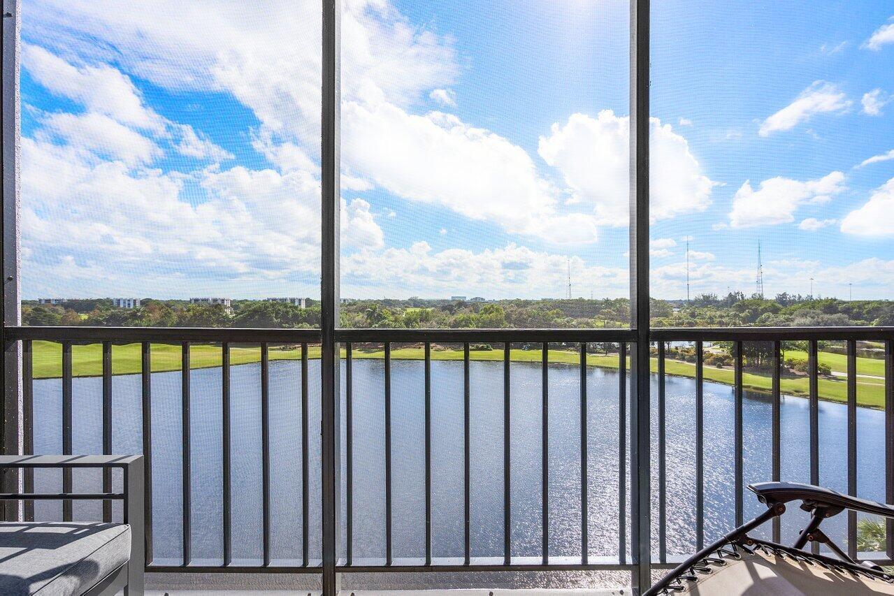 7786 Lakeside 676 Boulevard 676