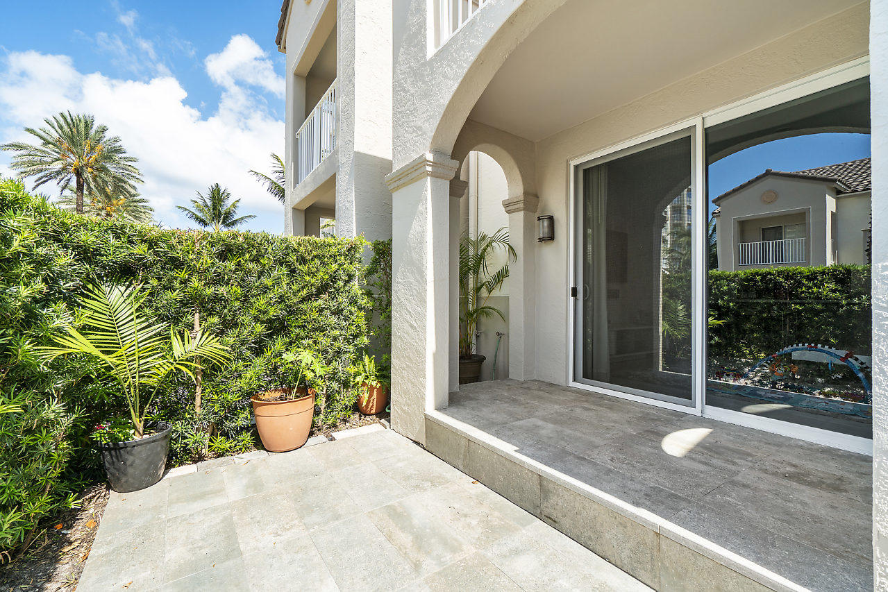 3604 S Ocean Boulevard, 107, Highland Beach Unit: 107