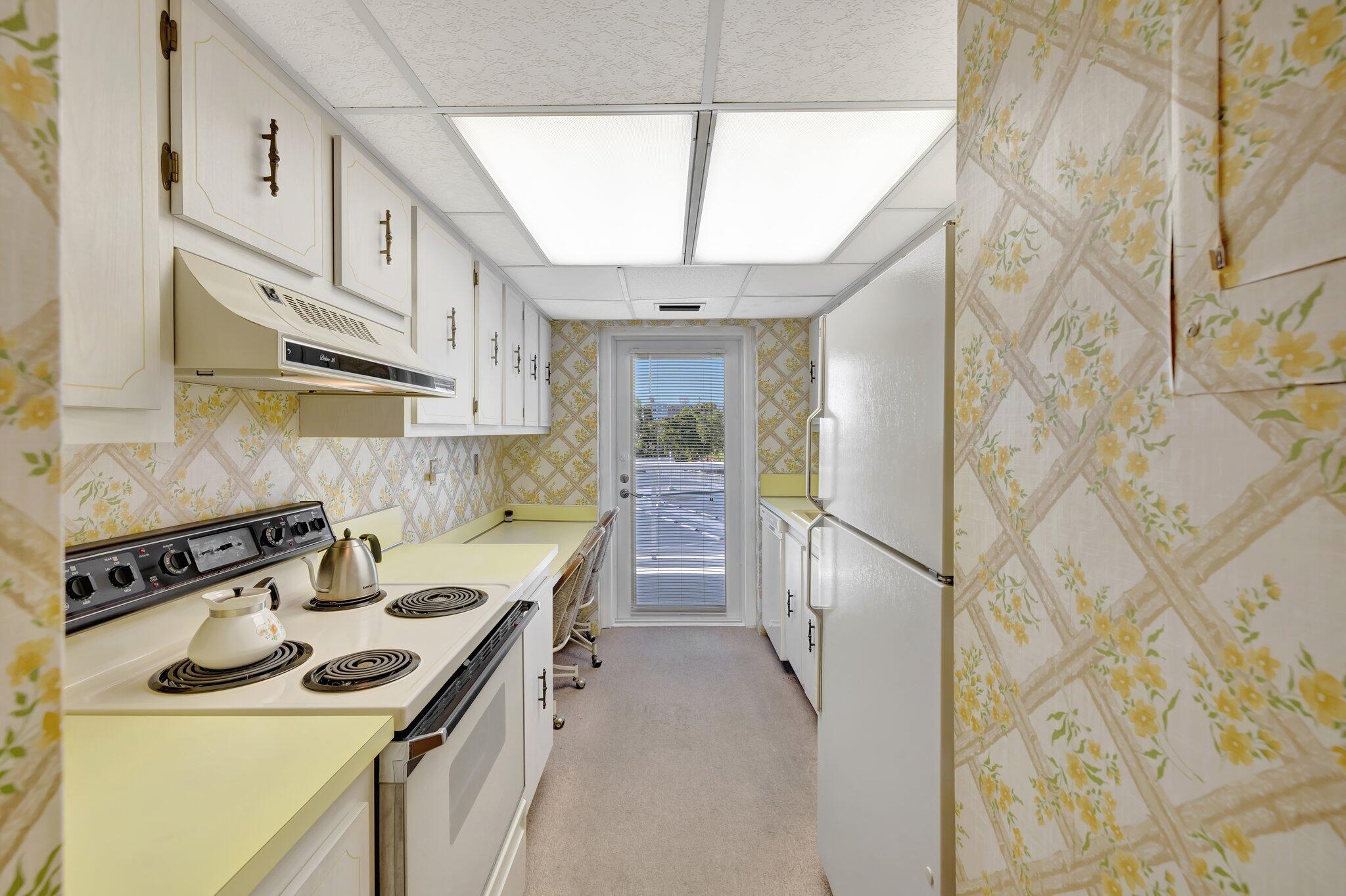 2841 N Ocean Boulevard 307