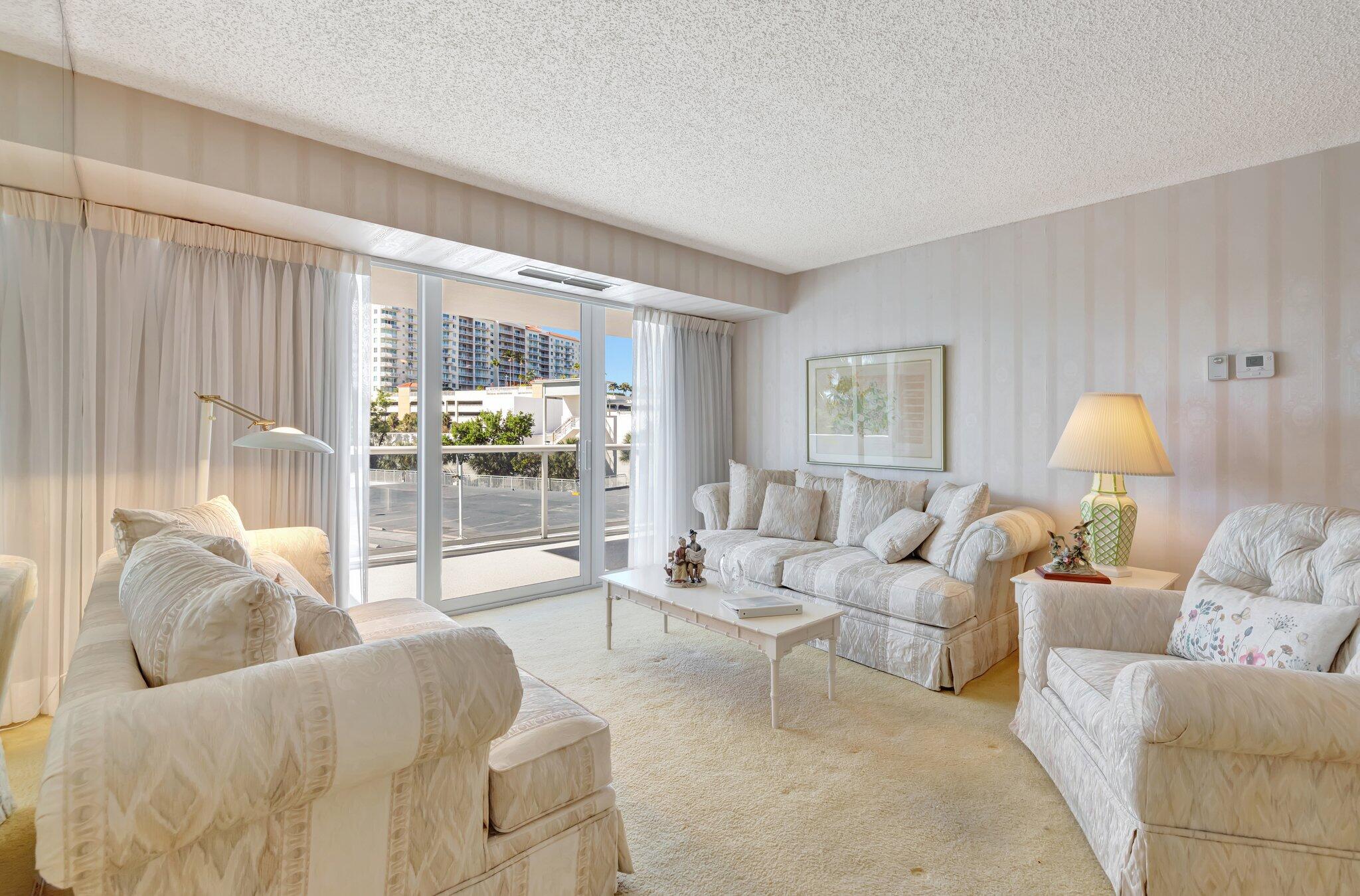 2841 N Ocean Boulevard 307