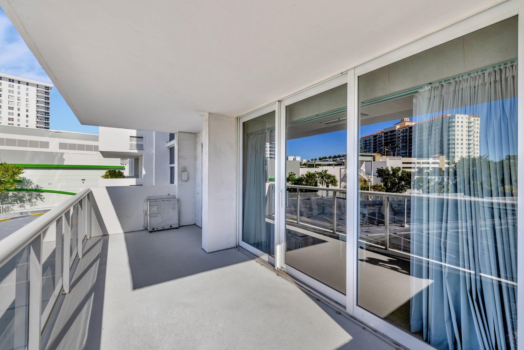 2841 N Ocean Boulevard 307