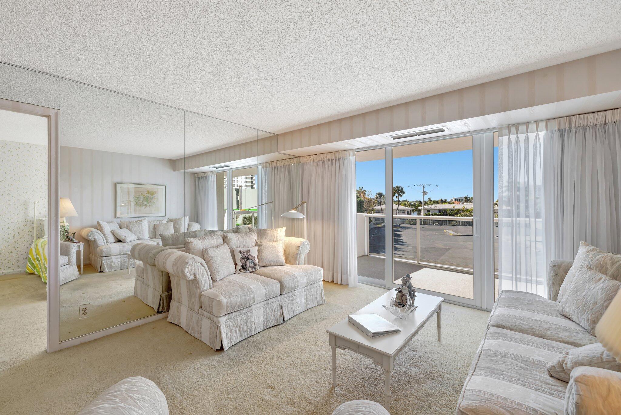 2841 N Ocean Boulevard 307