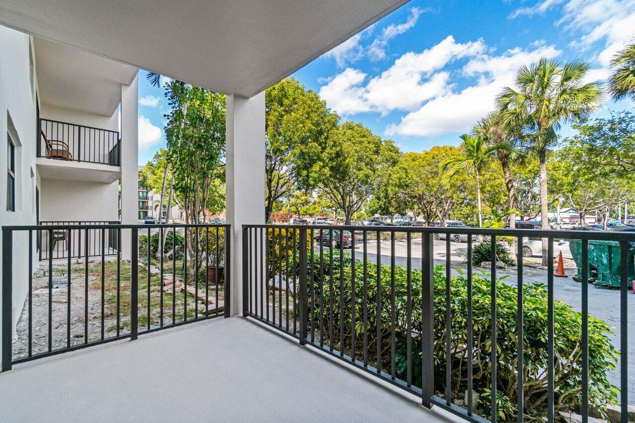 1000 River Reach Drive 115