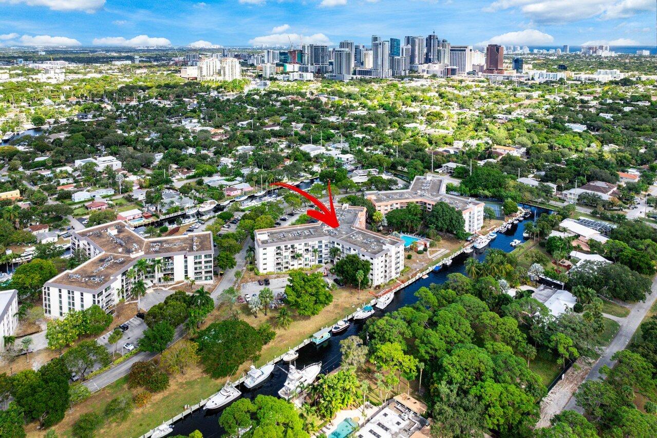 1000 River Reach Drive 115