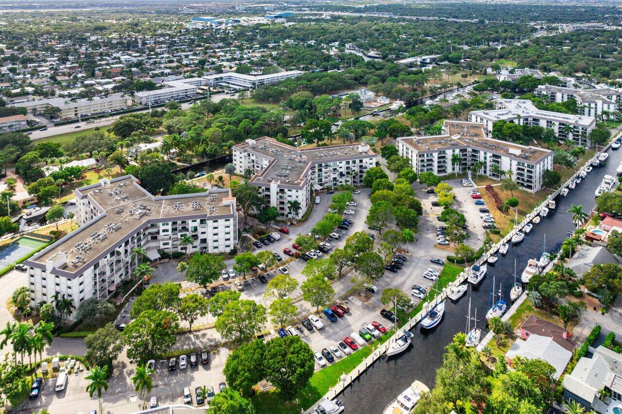 1000 River Reach Drive 115