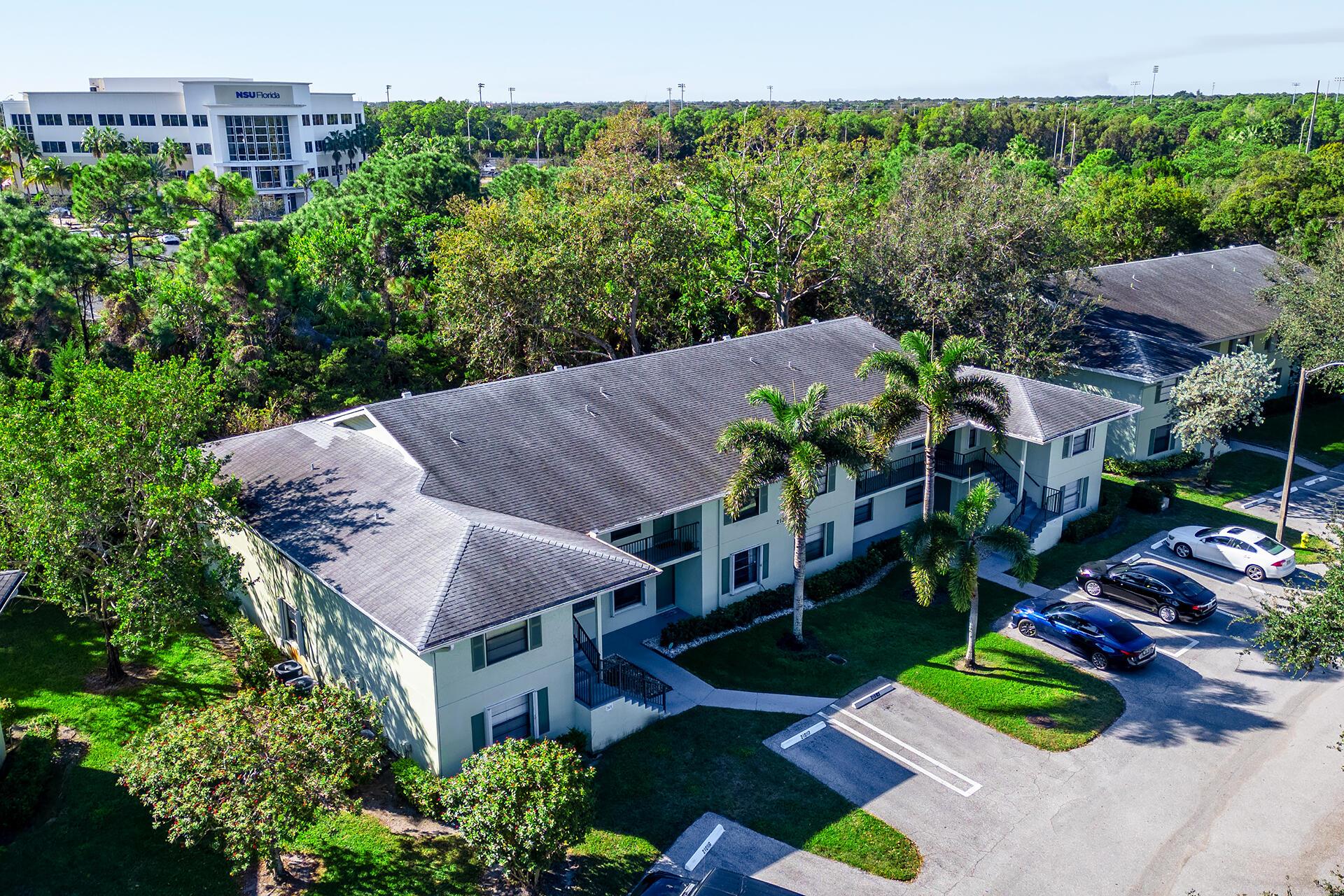 2101 Sabal Ridge Court B