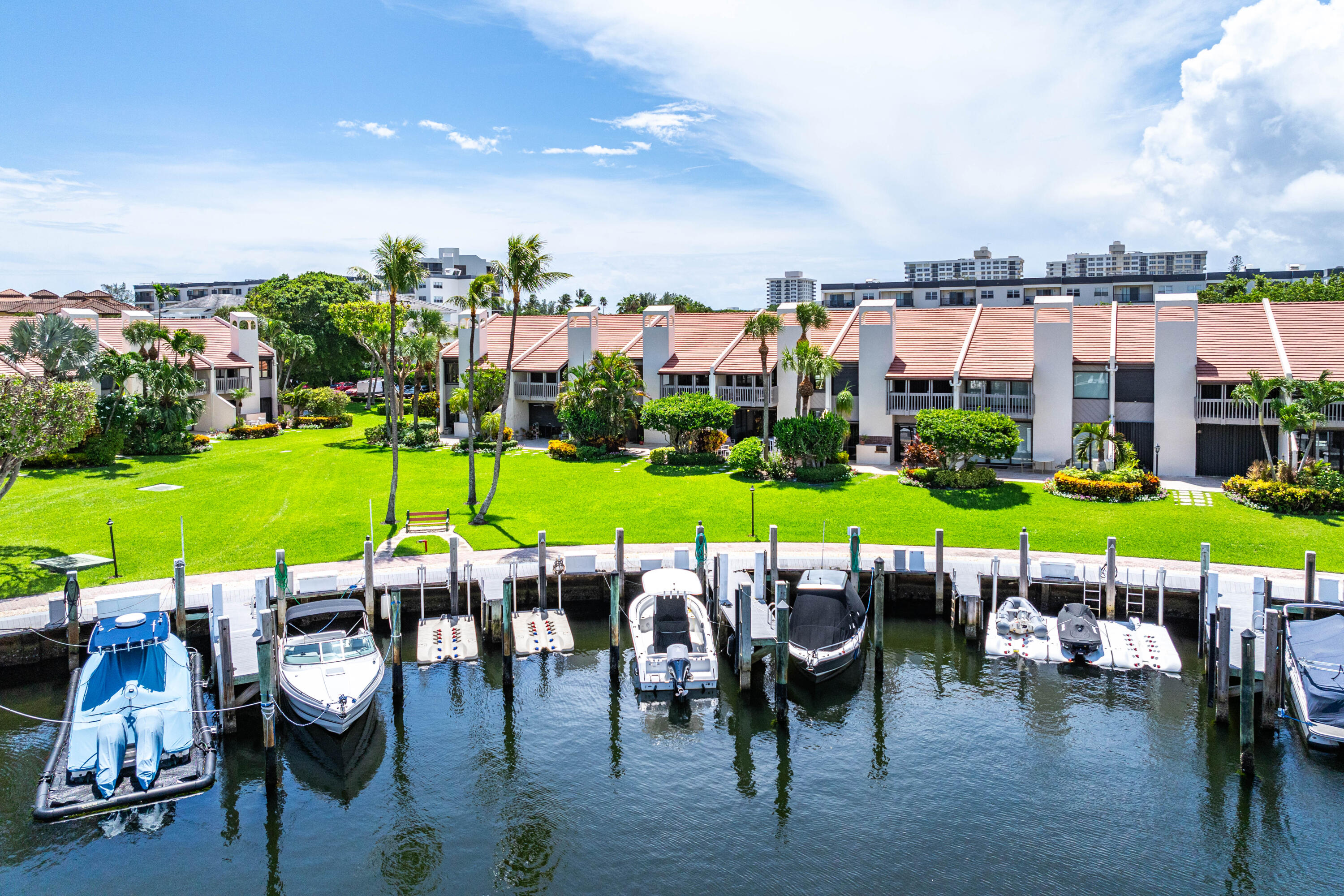2677 N Ocean Boulevard Th-18-H