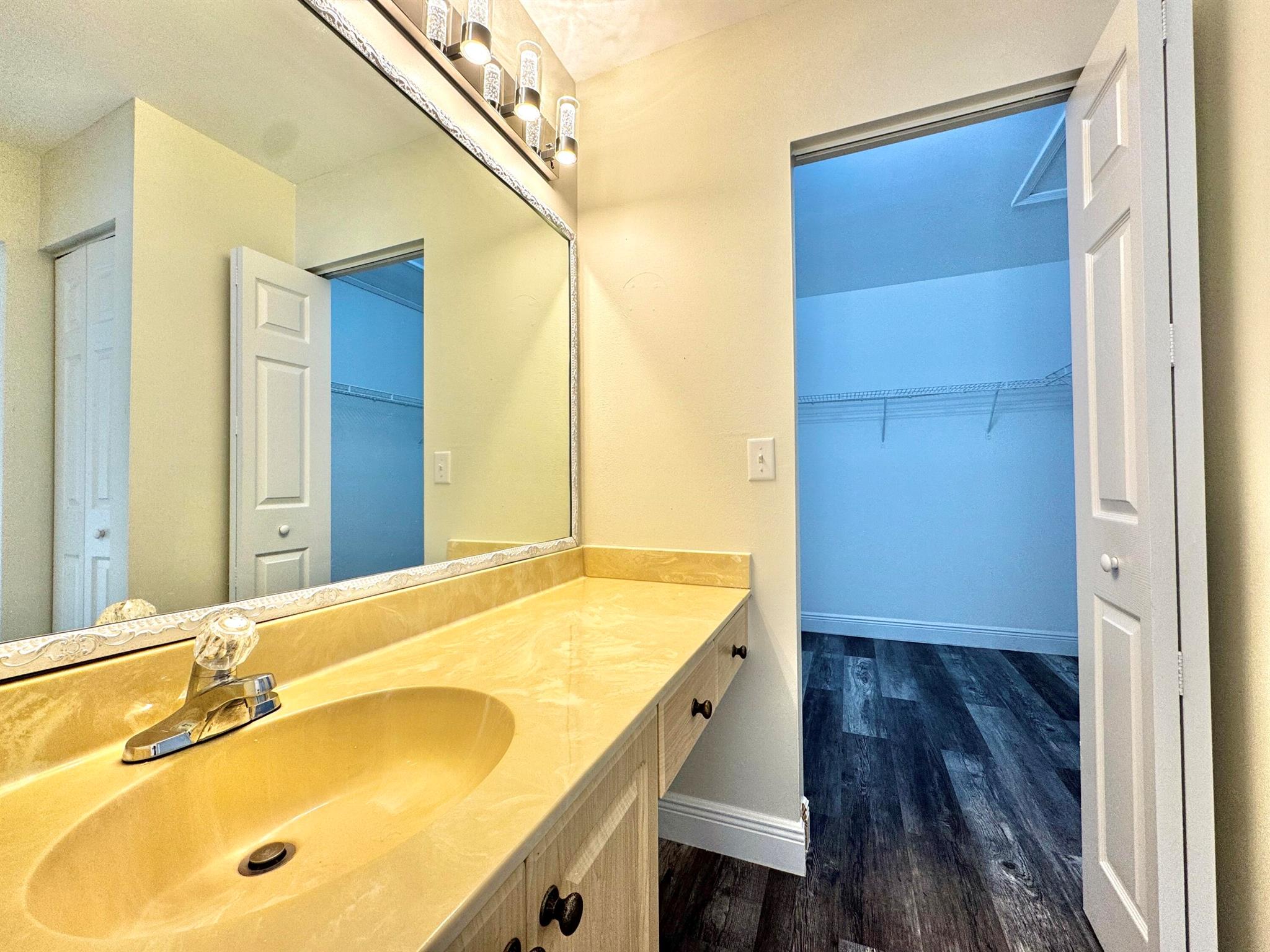 4731 NW 75th Street