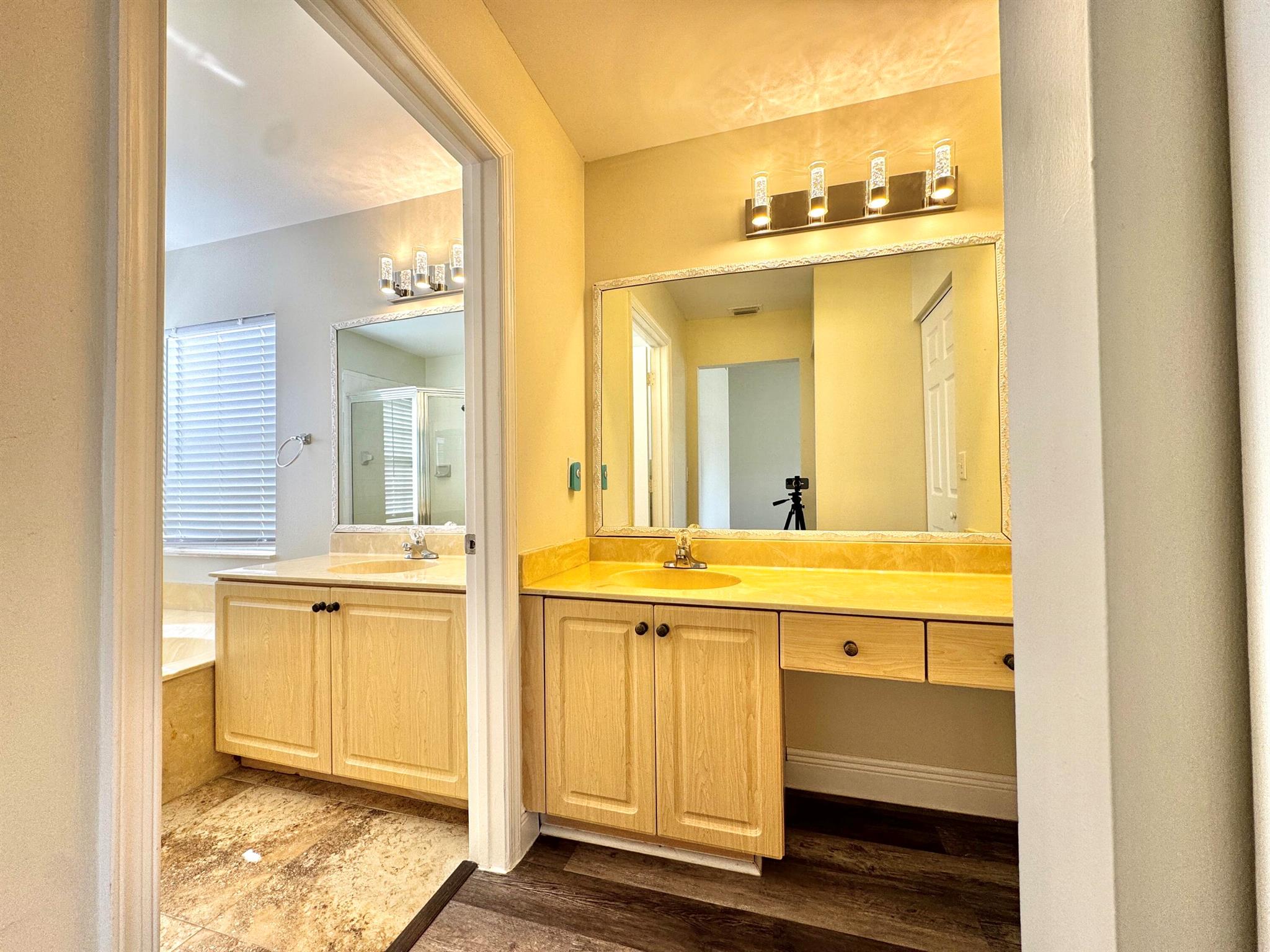 4731 NW 75th Street