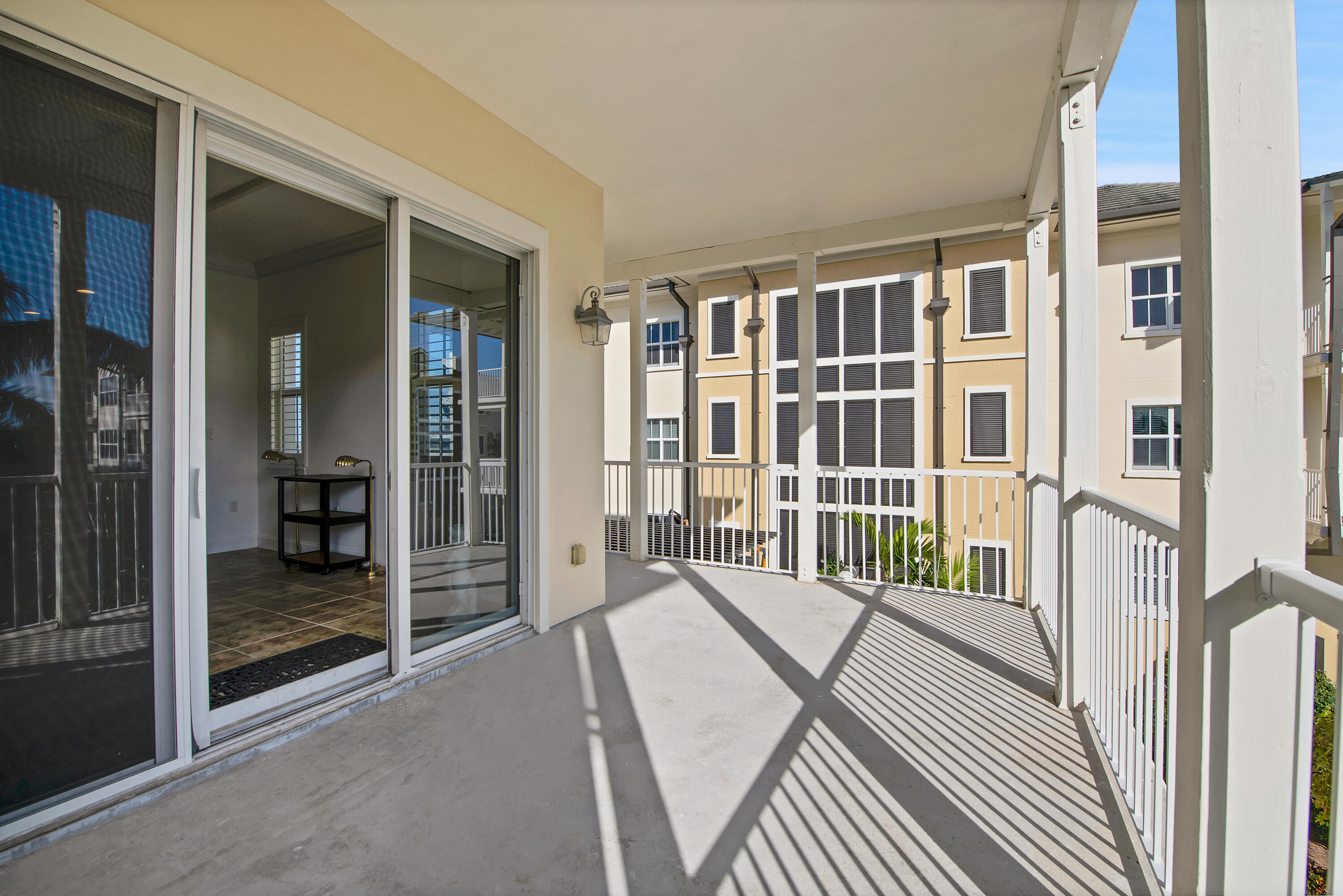 3960 N Flagler Drive 301