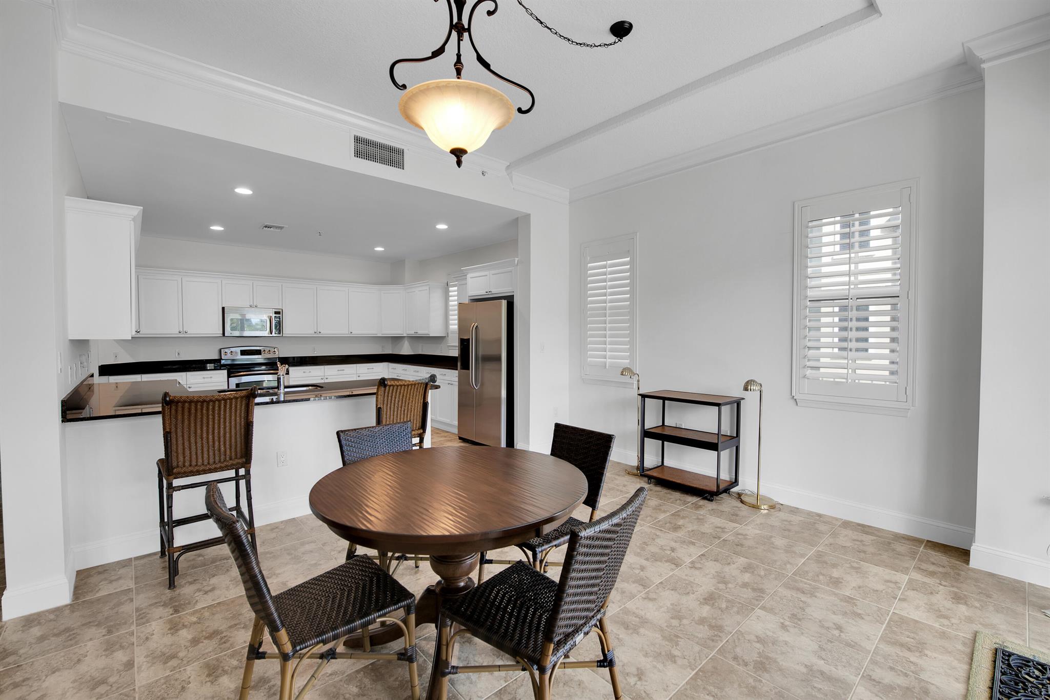 3960 N Flagler Drive 301