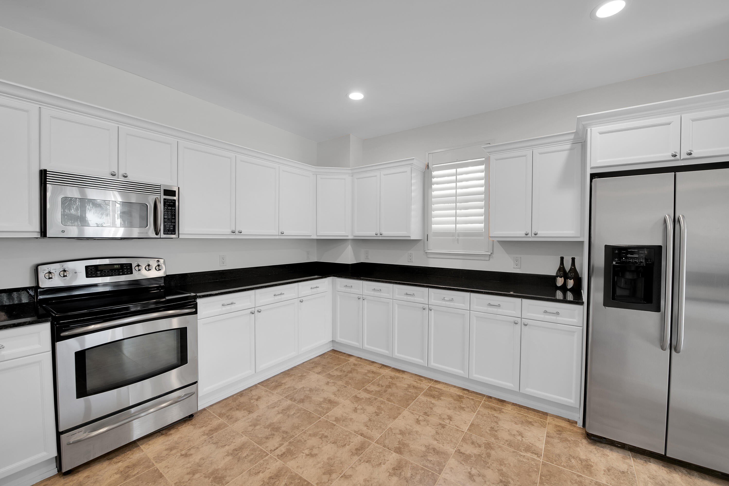 3960 N Flagler Drive 301