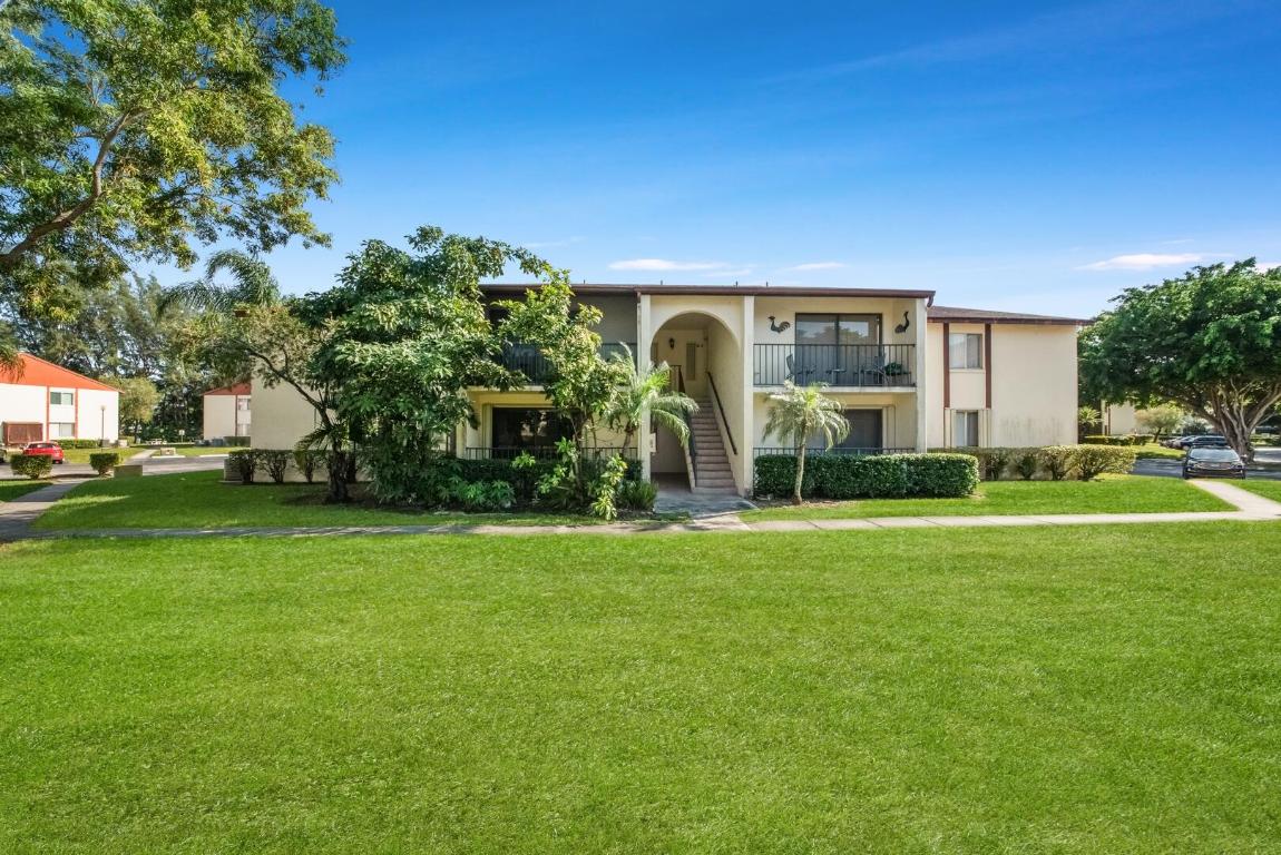 4793 Sable Pine Circle C1, West Palm Beach Unit: C1