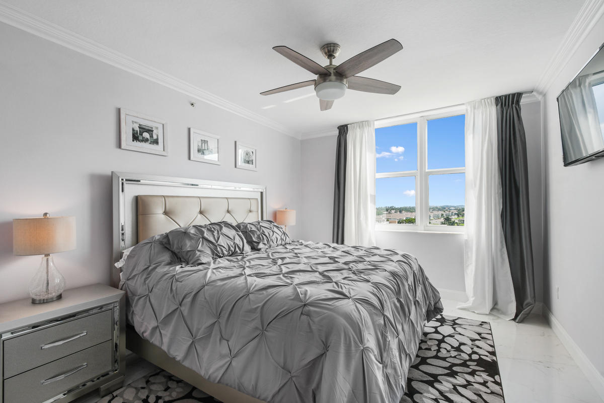 625 Casa Loma 908 Boulevard 908