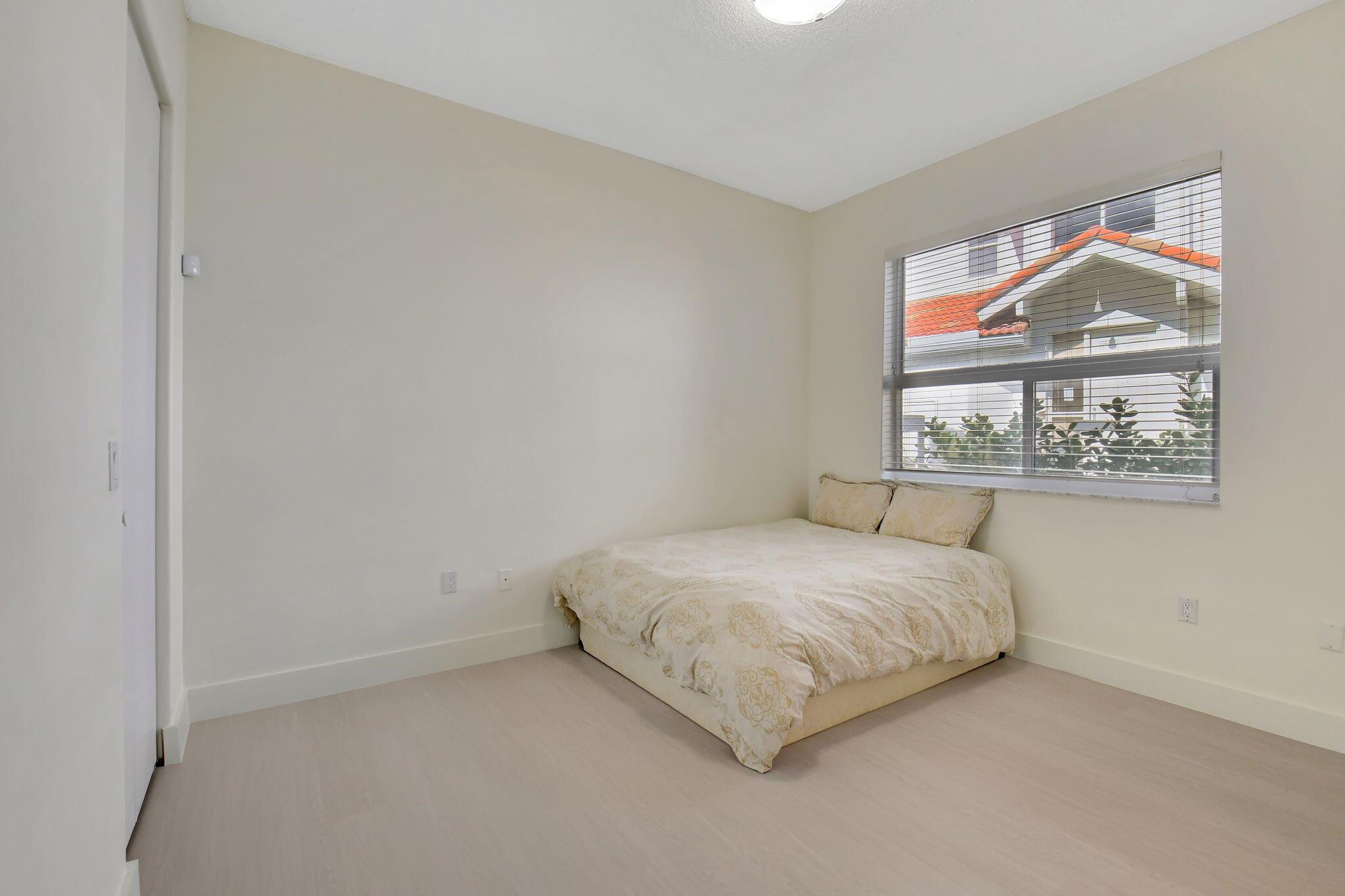 2454 NW 59th Street 1201