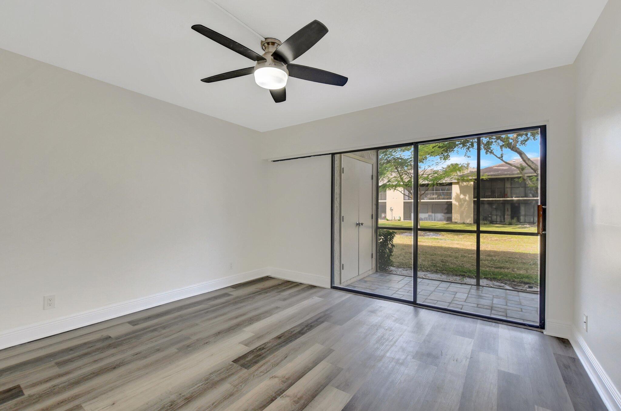 3939 NE 5th Avenue, B102, Boca Raton Unit: B102