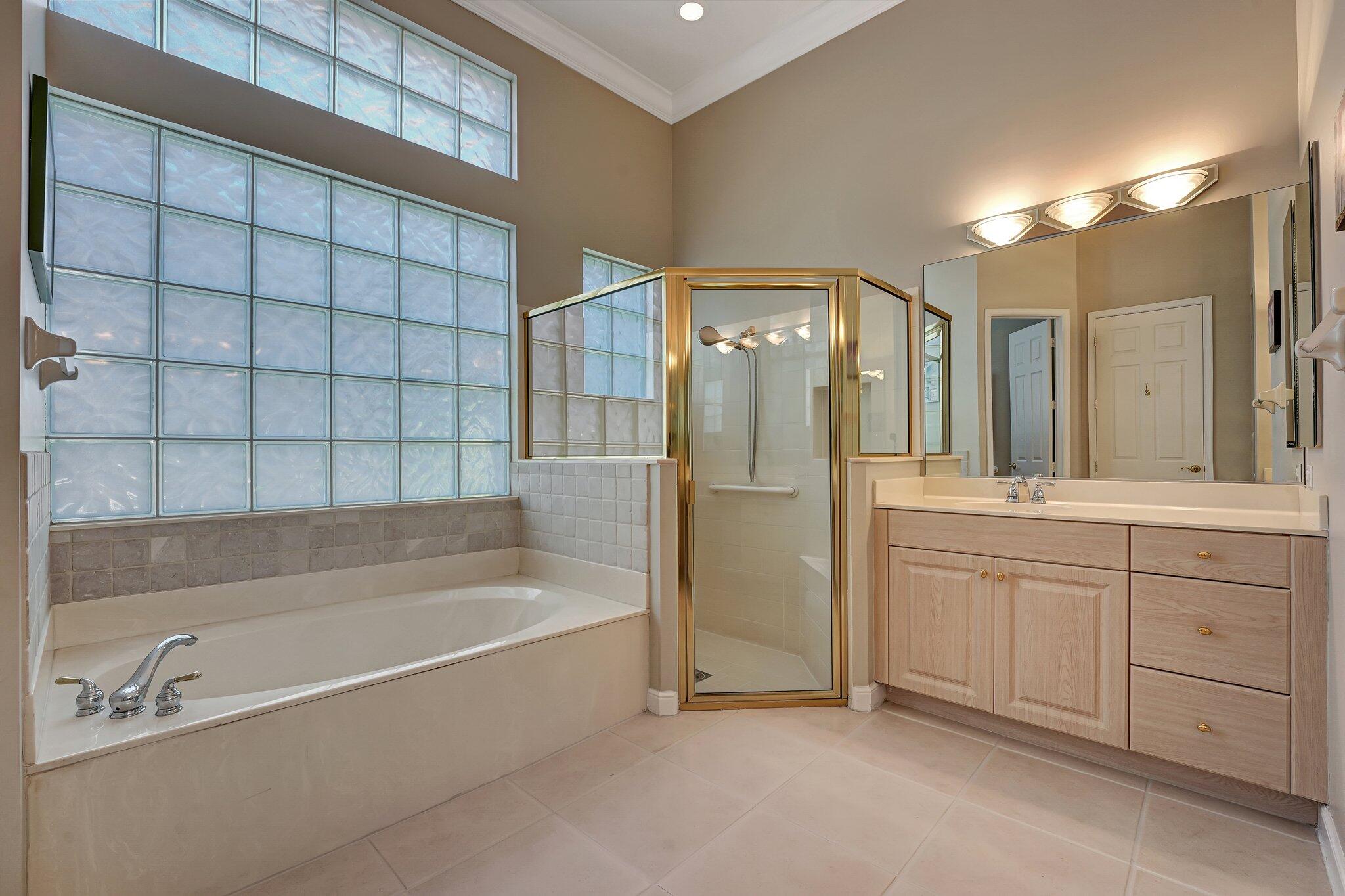 6807 Fairway Lakes Drive, Boynton Beach