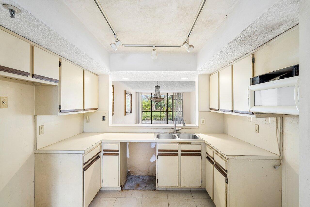 6562 Boca Del Mar Drive 125