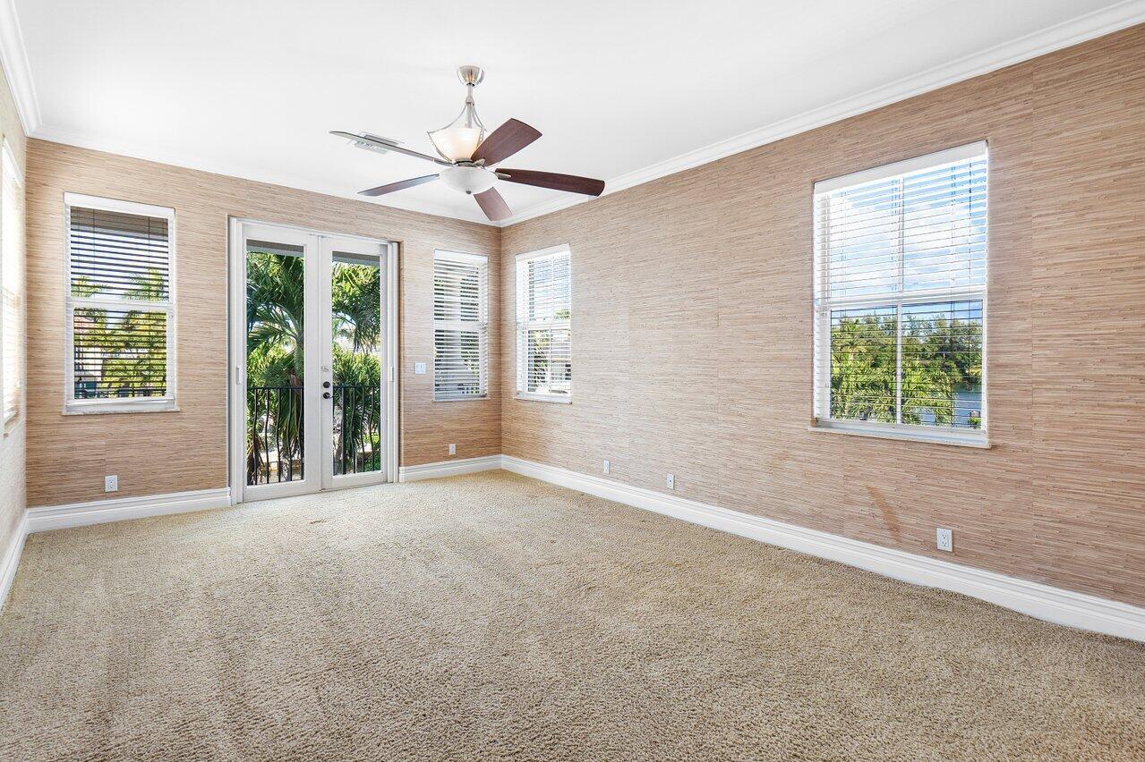 811 NE 33rd Street
