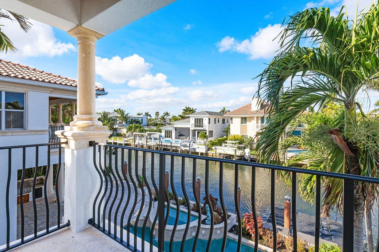 811 NE 33rd Street