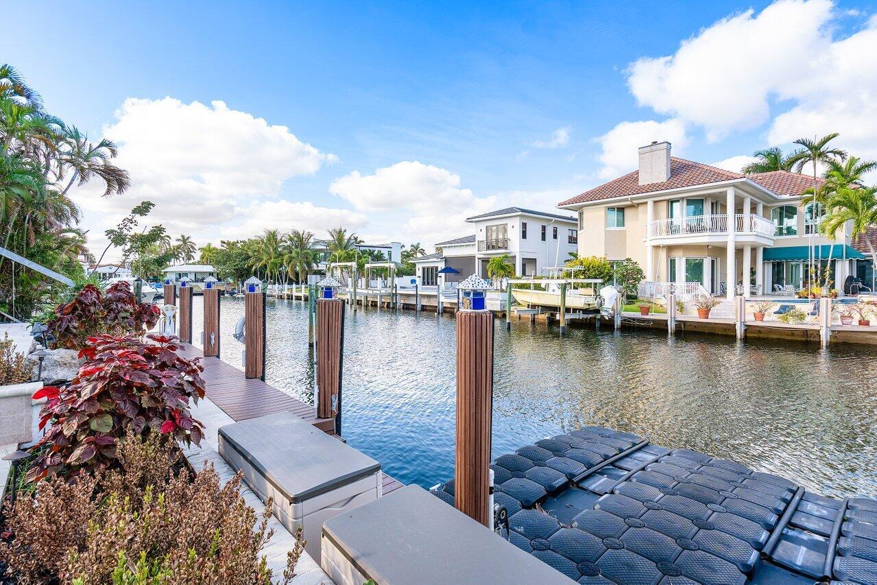 811 NE 33rd Street