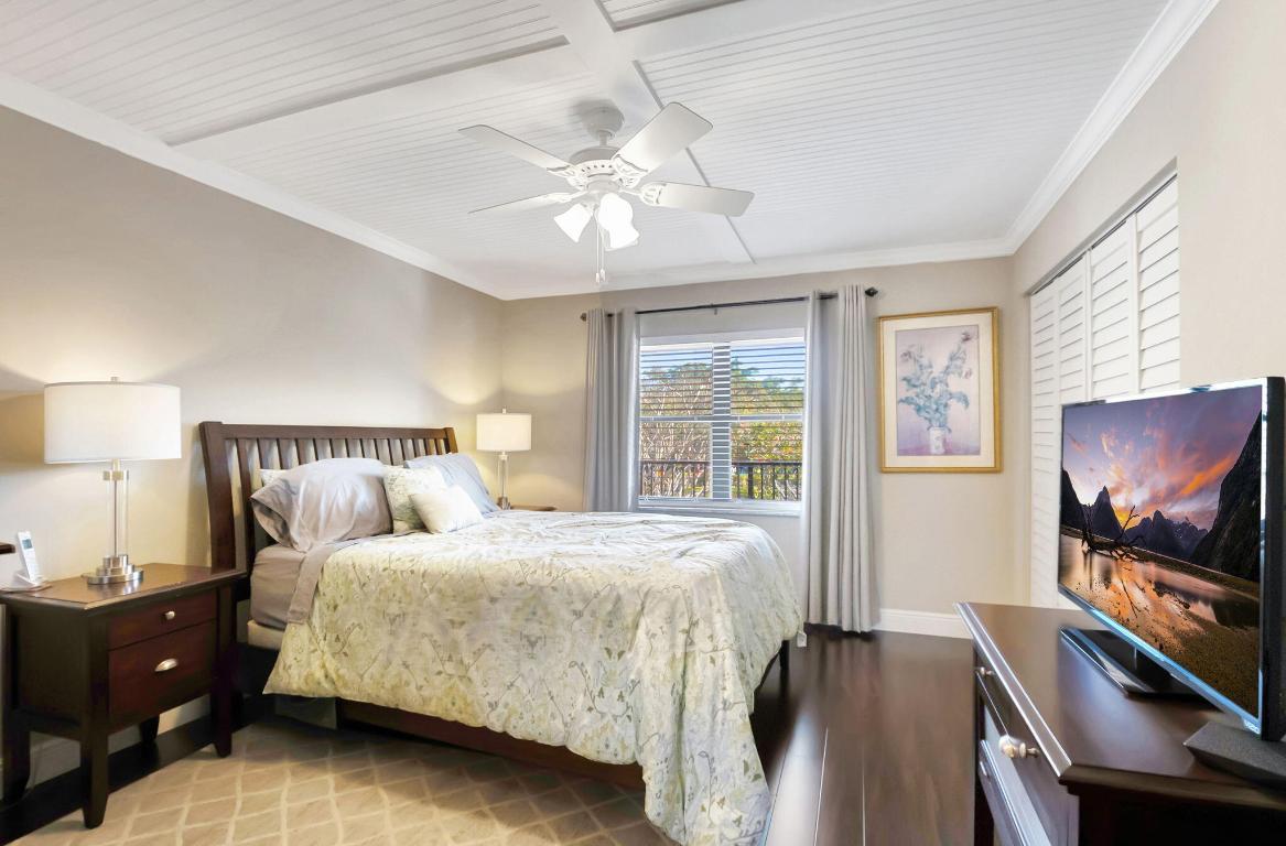 2916 SW 22nd Circle 202b