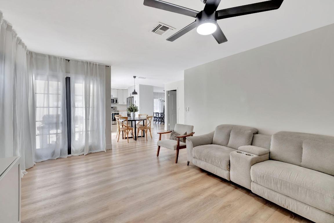 4276 NW 57th Drive, Coconut Creek