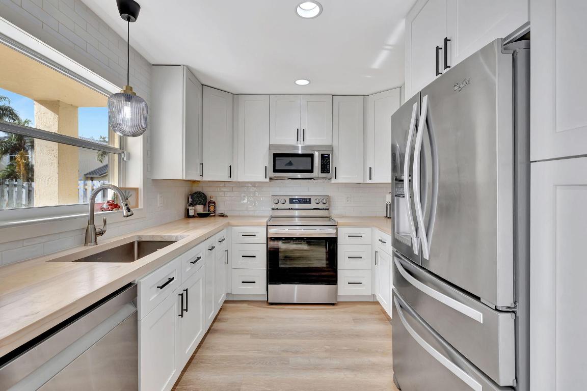 4276 NW 57th Drive, Coconut Creek