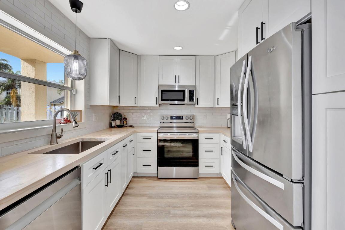 4276 NW 57th Drive, Coconut Creek