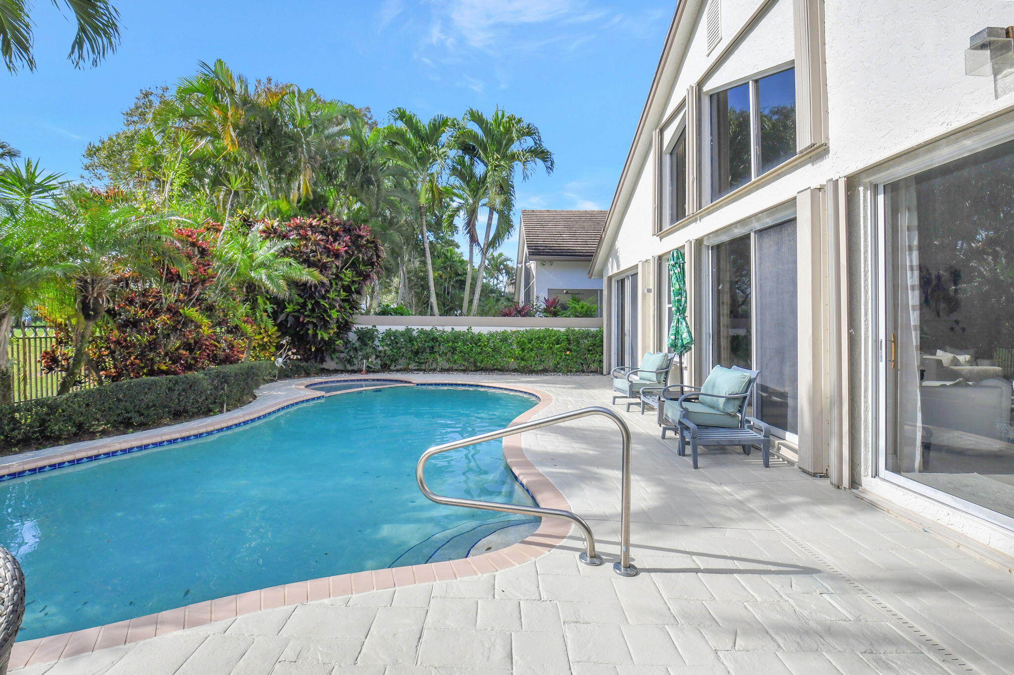 5468 NW 20th Avenue