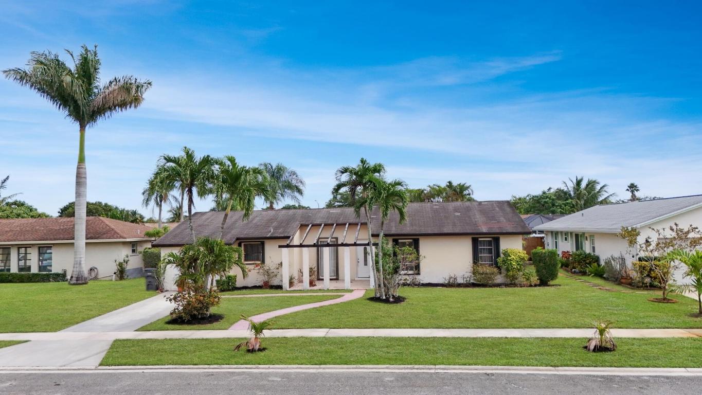 3826 Beresford Road W, West Palm Beach