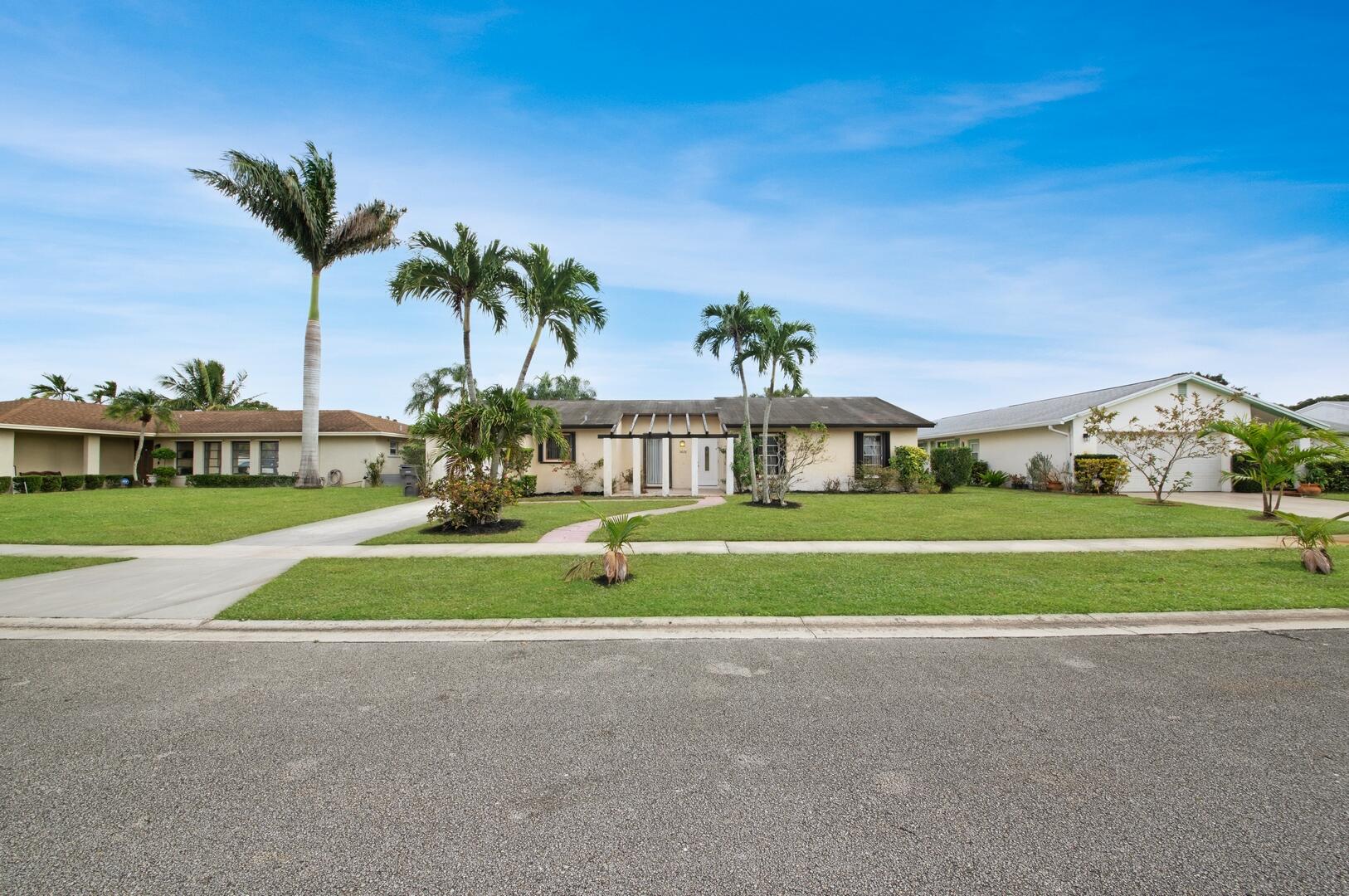 3826 Beresford Road W, West Palm Beach