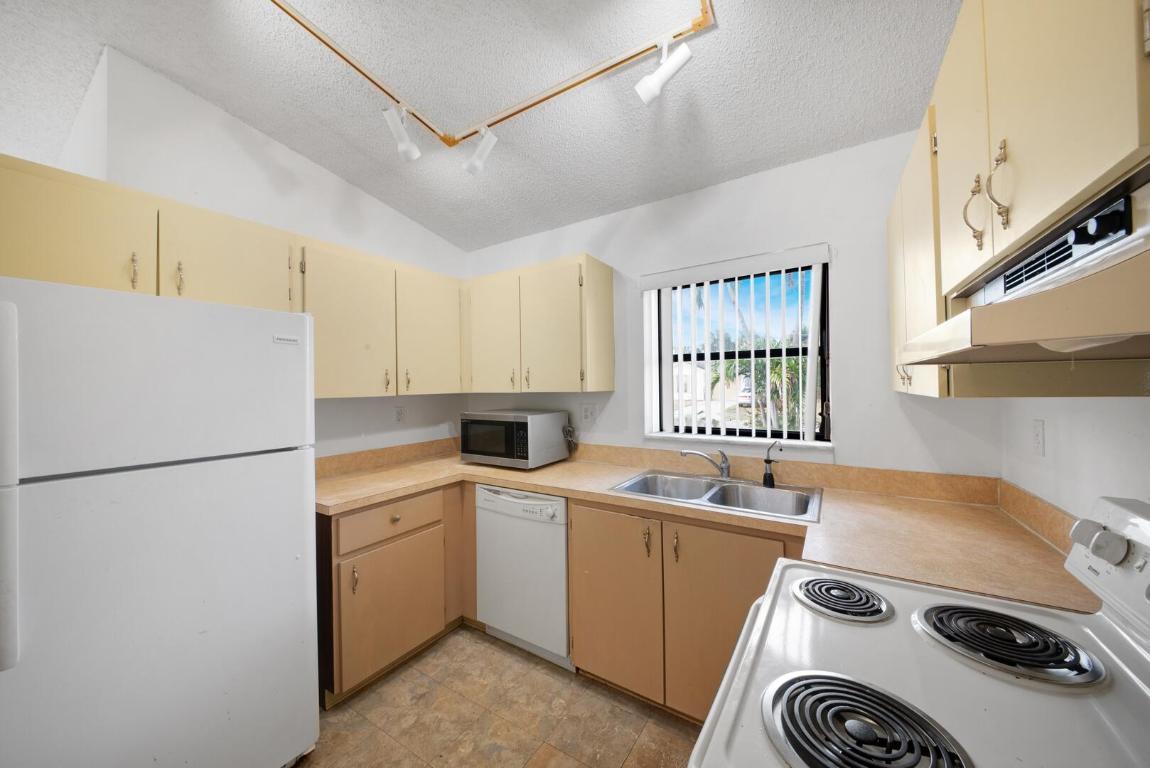 3826 Beresford Road W, West Palm Beach