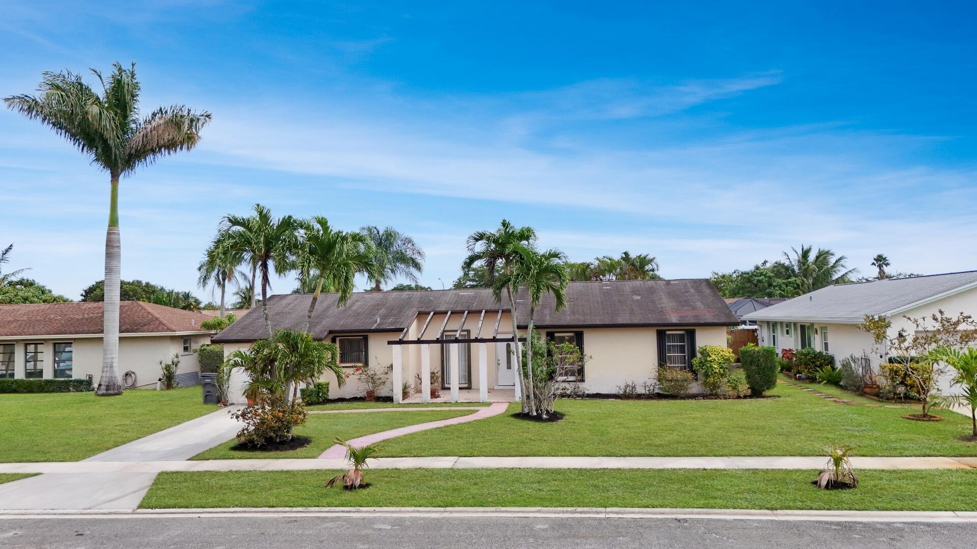 3826 Beresford Road W, West Palm Beach