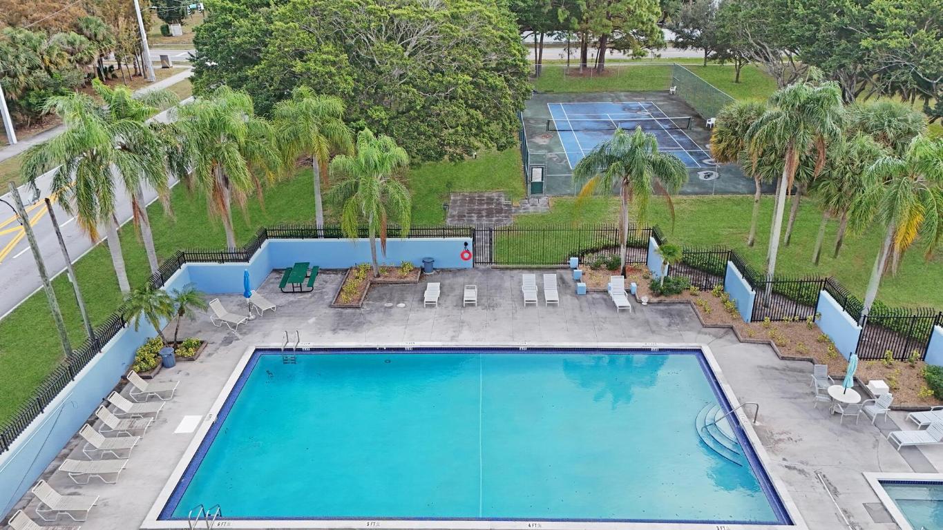 3826 Beresford Road W, West Palm Beach