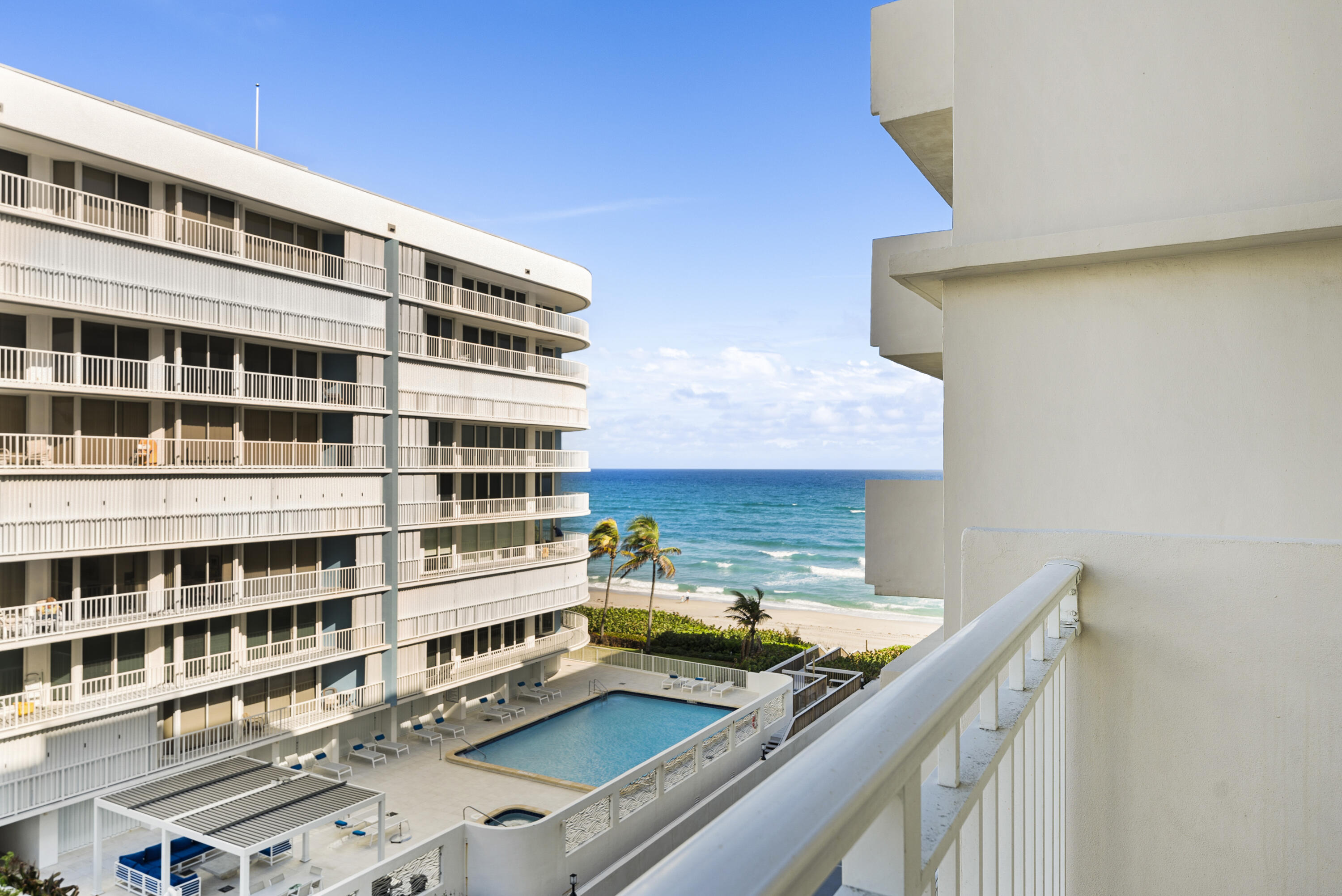 3215 S Ocean Boulevard 504
