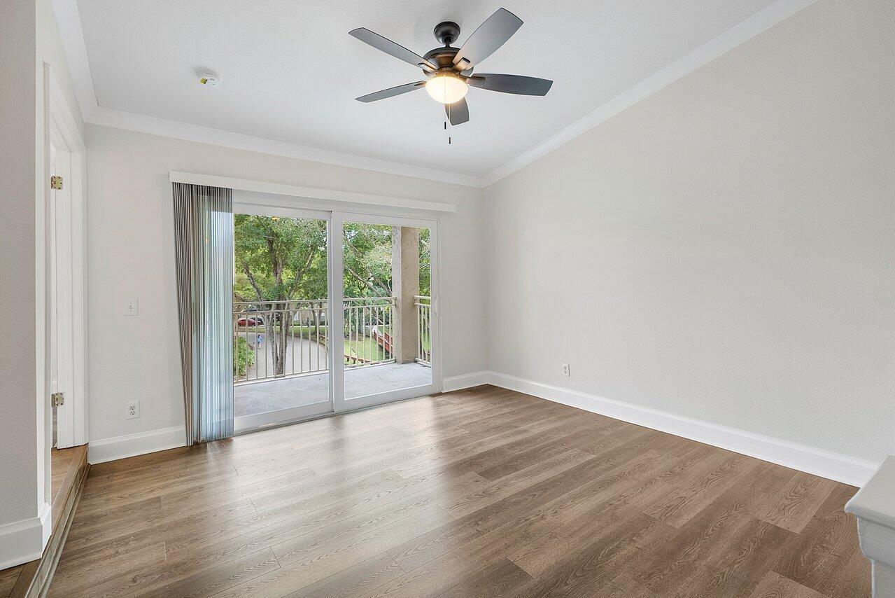 1760 Palm Cove Boulevard 5-307