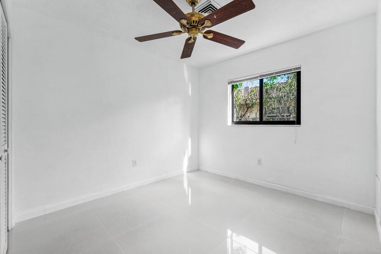 899 NW 7th Street