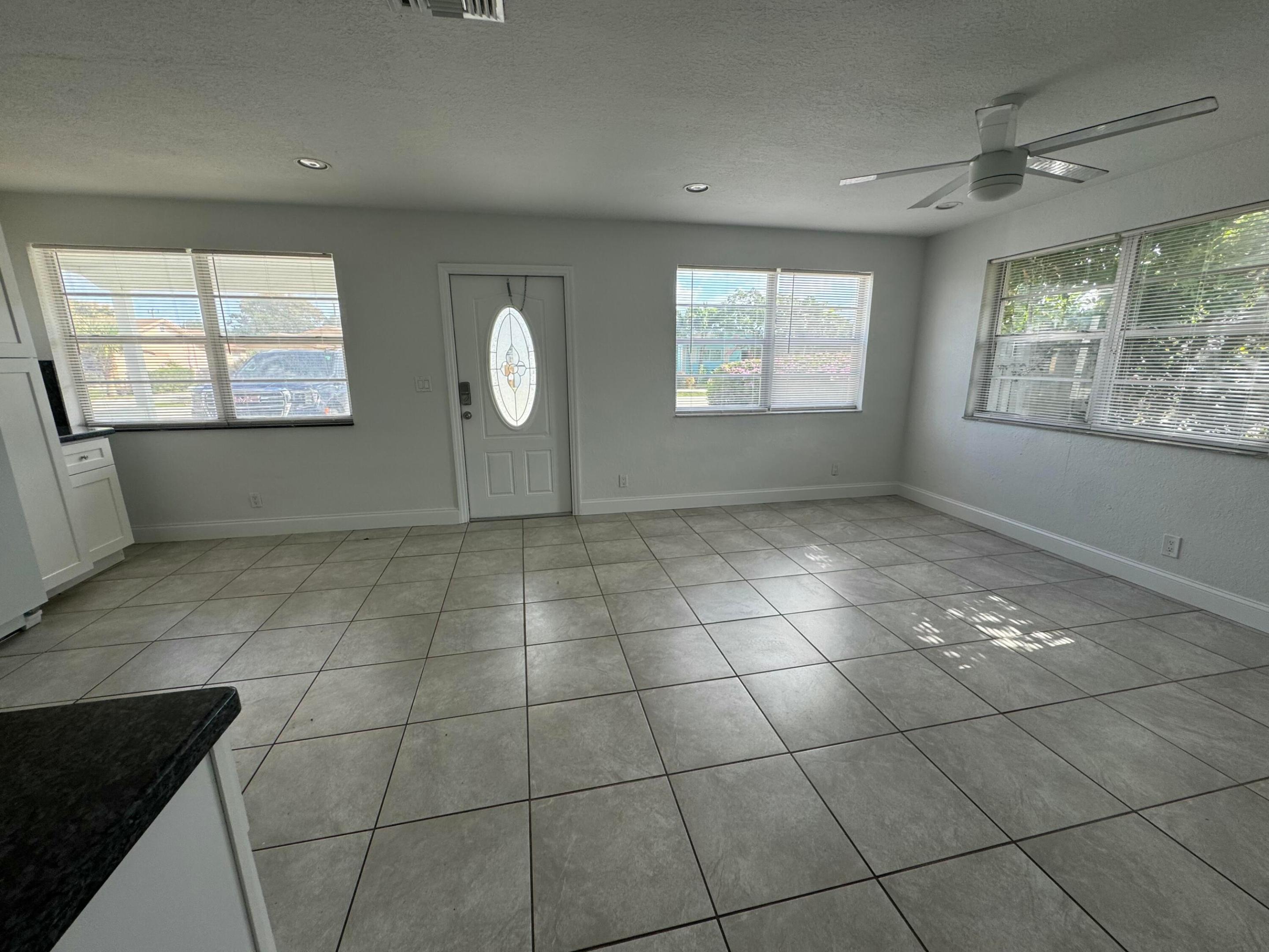 334 NW 7th Avenue