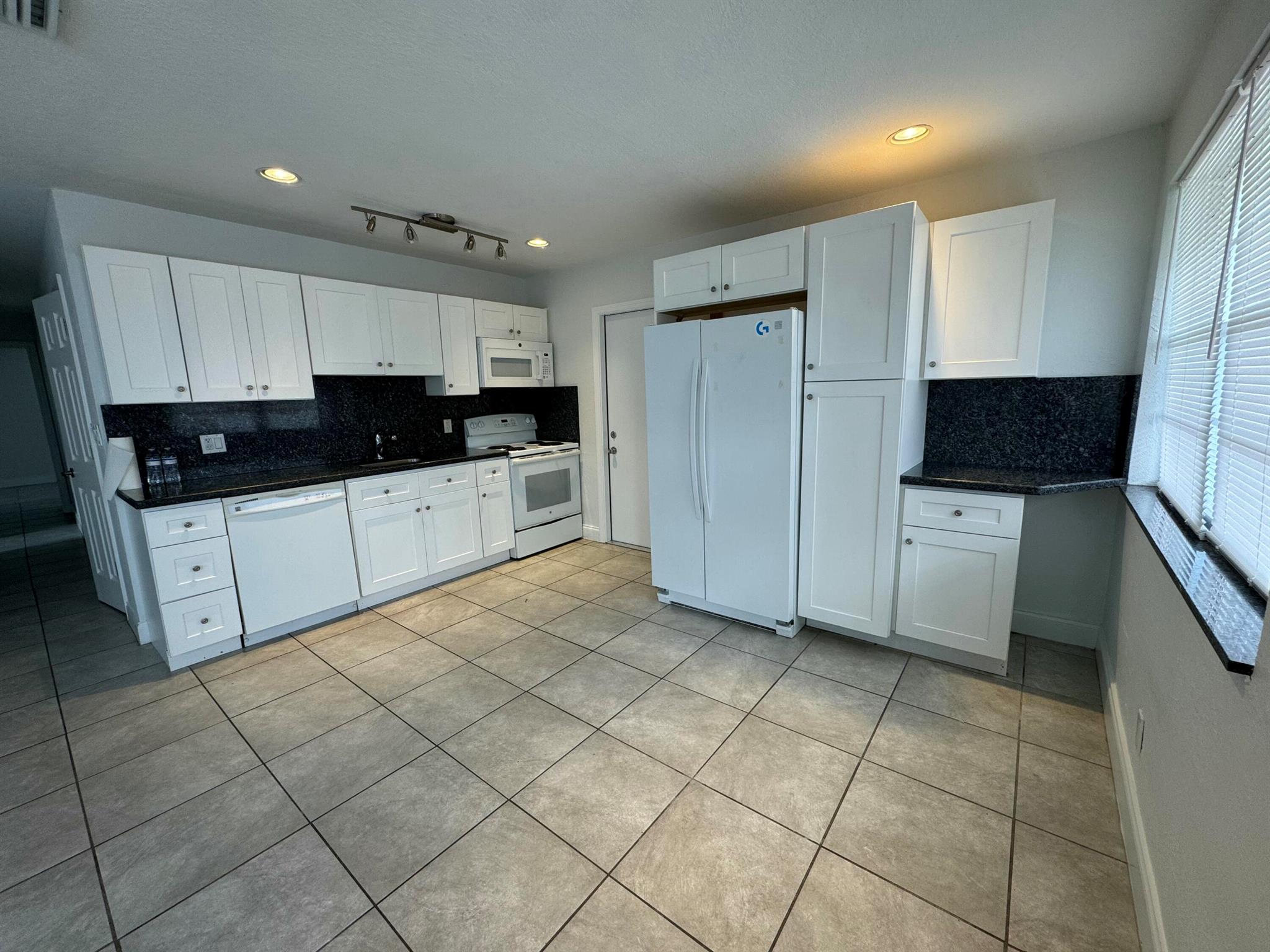 334 NW 7th Avenue