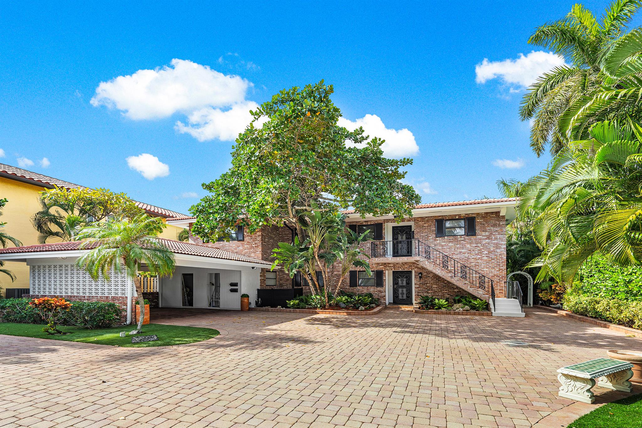 4313 W Tradewinds Avenue 1-2